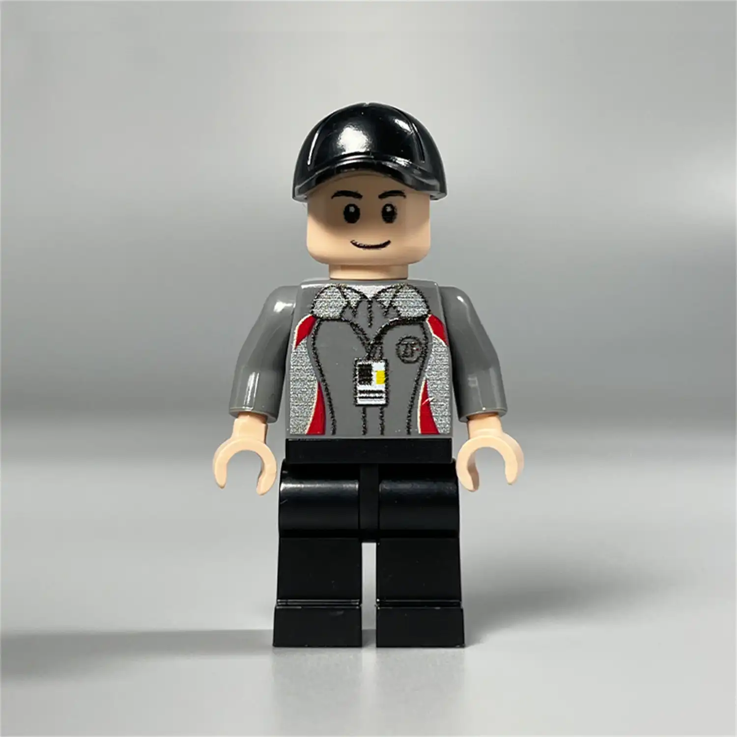 Minifigure – Courier Express delivery person (LEGO Alternative)