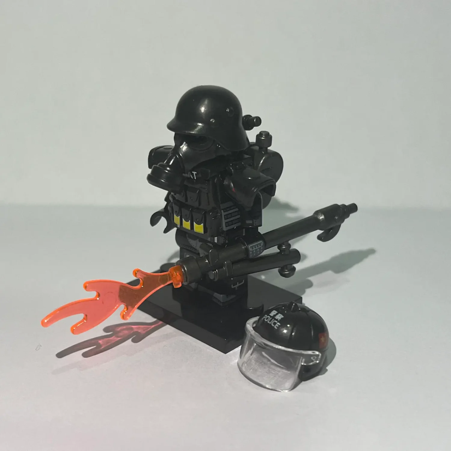 Minifigure - Chinese Flamethrower Trooper (LEGO Alternative)